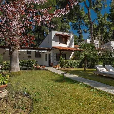 Pine Villa - Ng Sani Villas Exterior photo